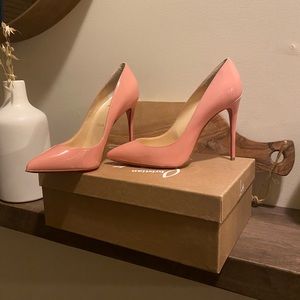 Pigalle Follies 100 Patent